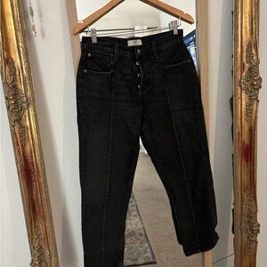 Levi's Black Ankle Cropped Women's Jeans